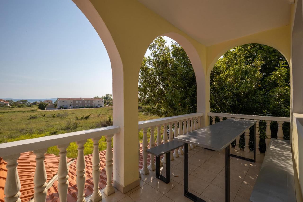 Apartments Jasna Privlaka  Exterior photo