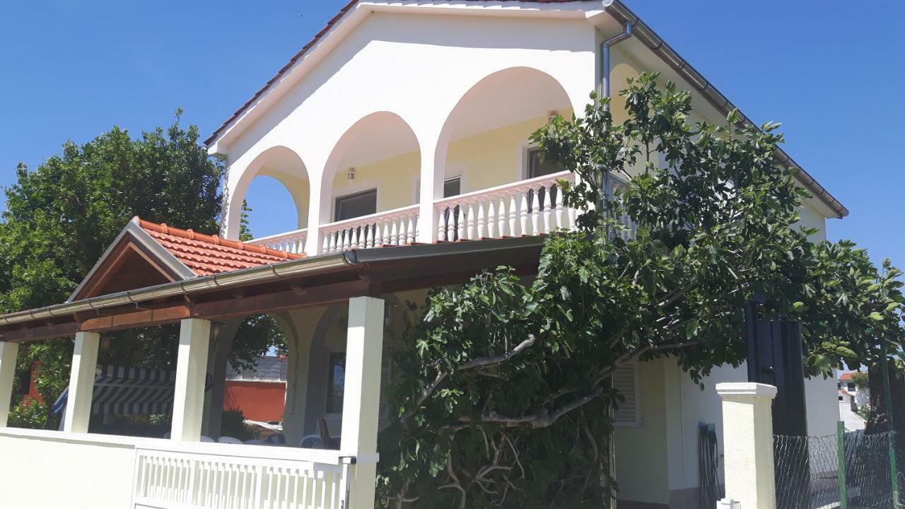 Apartments Jasna Privlaka  Exterior photo